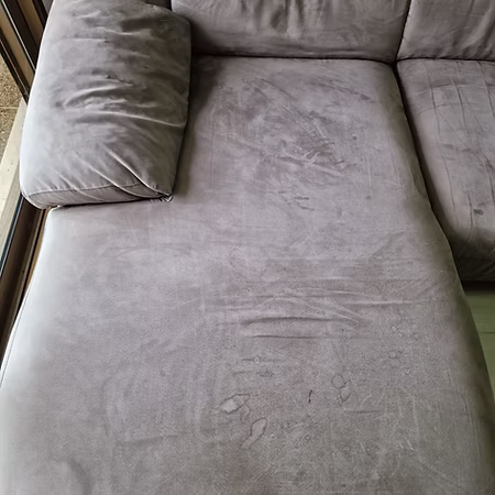 Tache sur tissu canapé avant nettoyage Poitiers